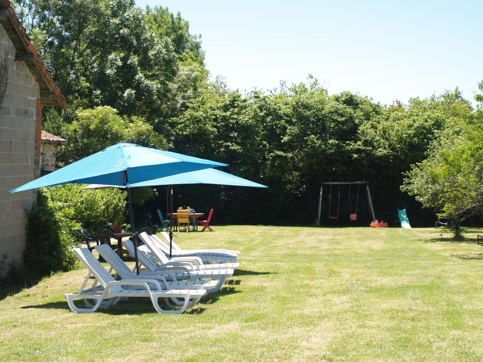 Tranquille Vienne Gites A Chirac Dept Charente Экстерьер фото